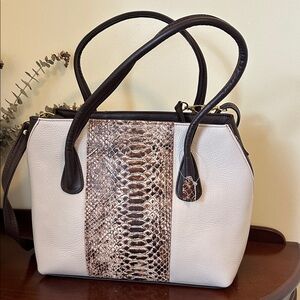 Elegant White and Brown Handbag